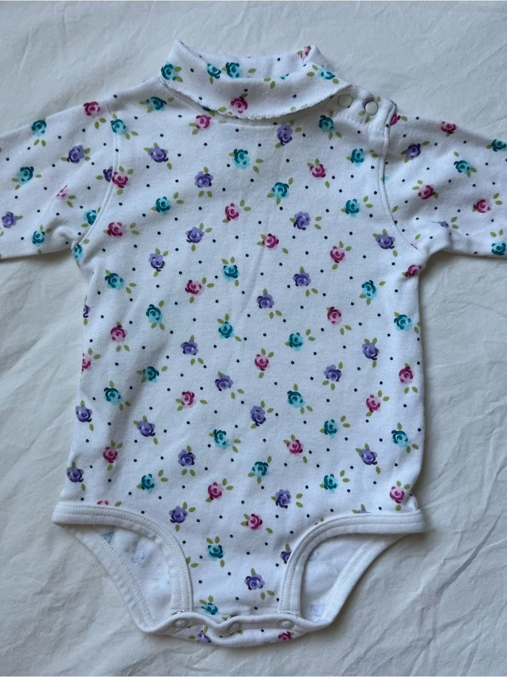Vintage Y2K Baby Girl Carter’s Mock-neck Bodysuit with Floral Pattern